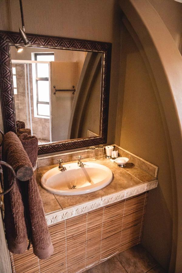 Bass Lake Country Lodge Pretoria Ngoại thất bức ảnh