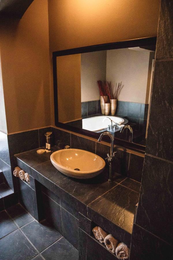 Bass Lake Country Lodge Pretoria Ngoại thất bức ảnh