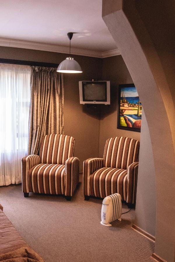 Bass Lake Country Lodge Pretoria Ngoại thất bức ảnh