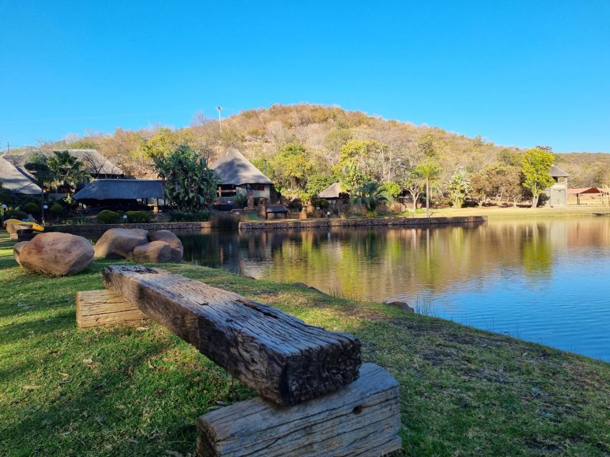 Bass Lake Country Lodge Pretoria Ngoại thất bức ảnh