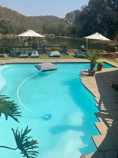 Bass Lake Country Lodge Pretoria Ngoại thất bức ảnh
